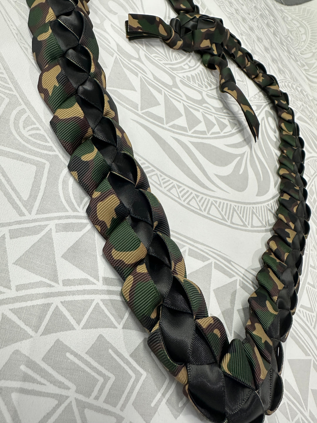 Camo on Black Ribbon Lei