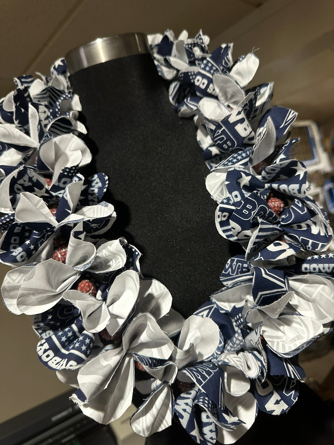 Dallas Cowboy Forever Fabric Lei with beads