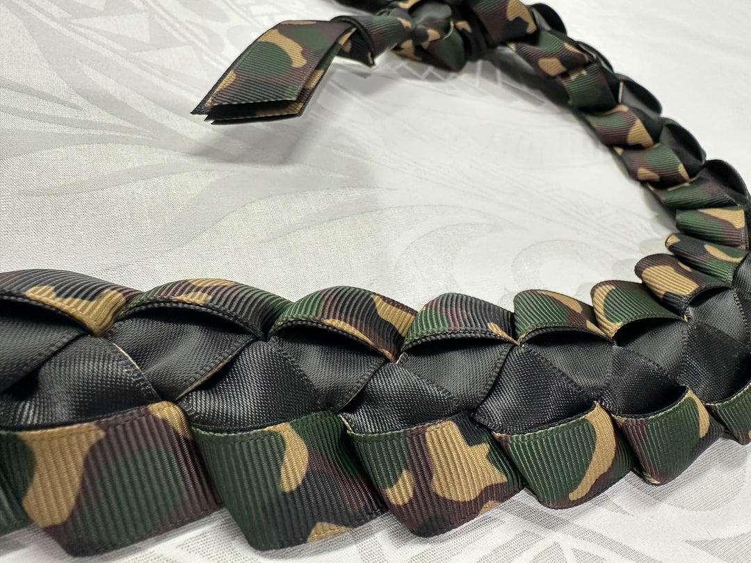 Camo on Black Ribbon Lei