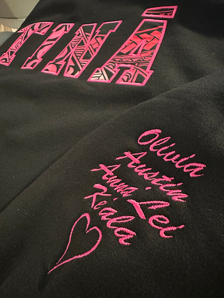 TINĀ Applique Crewneck