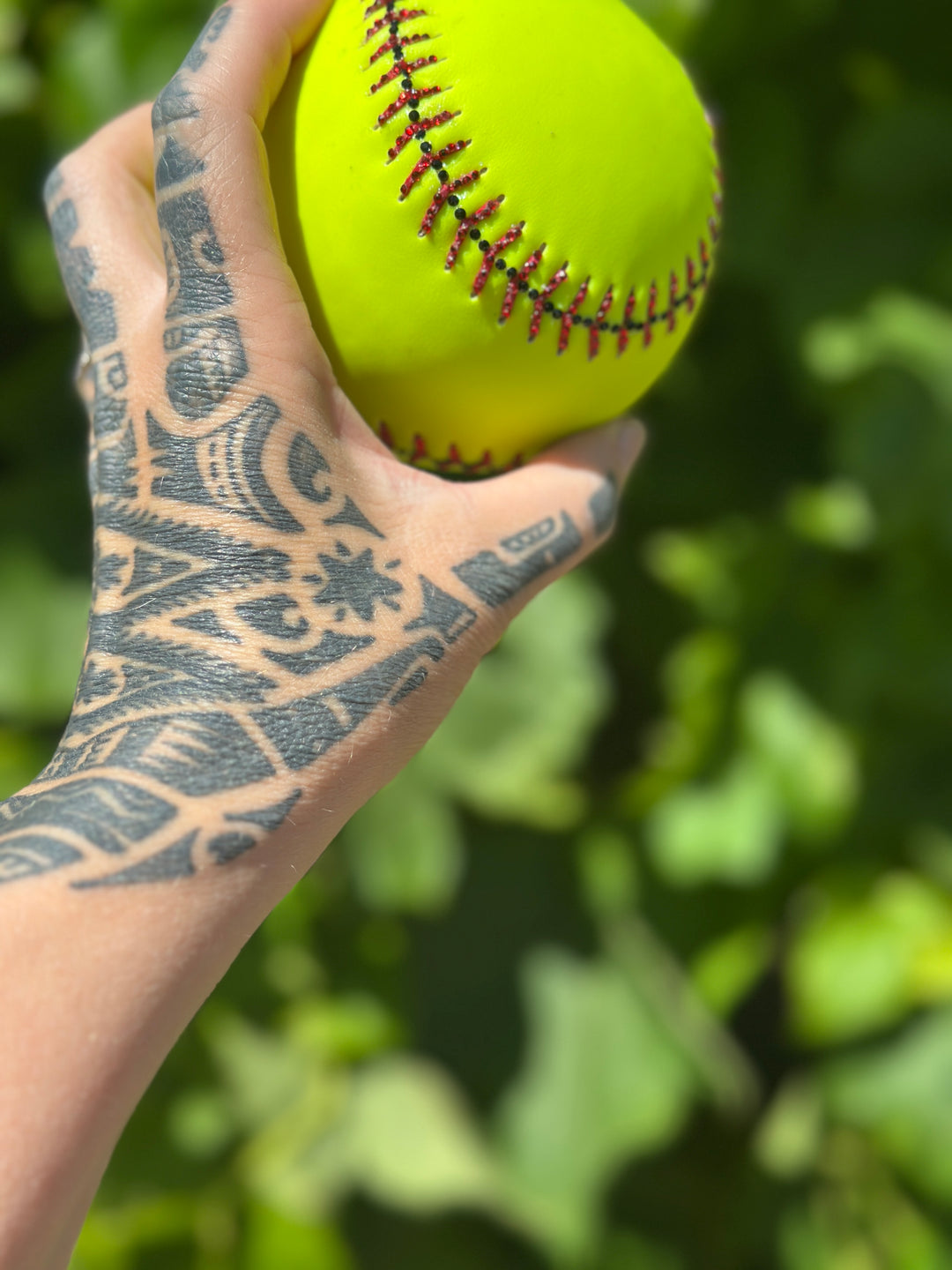 Softball-Laces & Seam