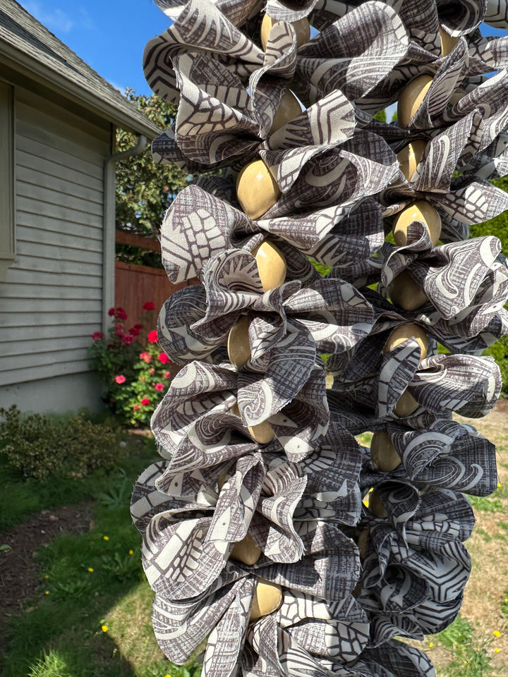 Cream & Gray Forever Fabric Lei