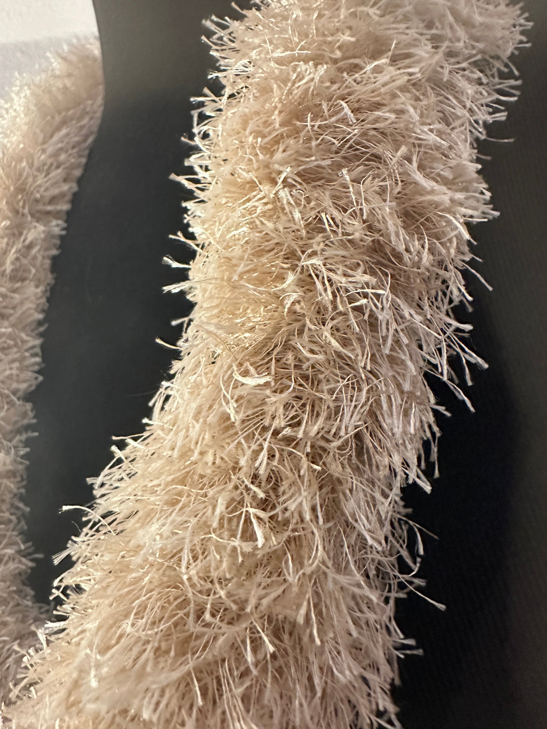 Tan Eyelash Yarn Lei