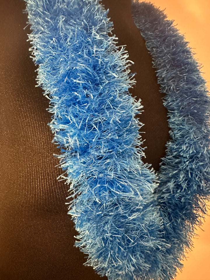 Turquoise Eyelash Yarn Lei