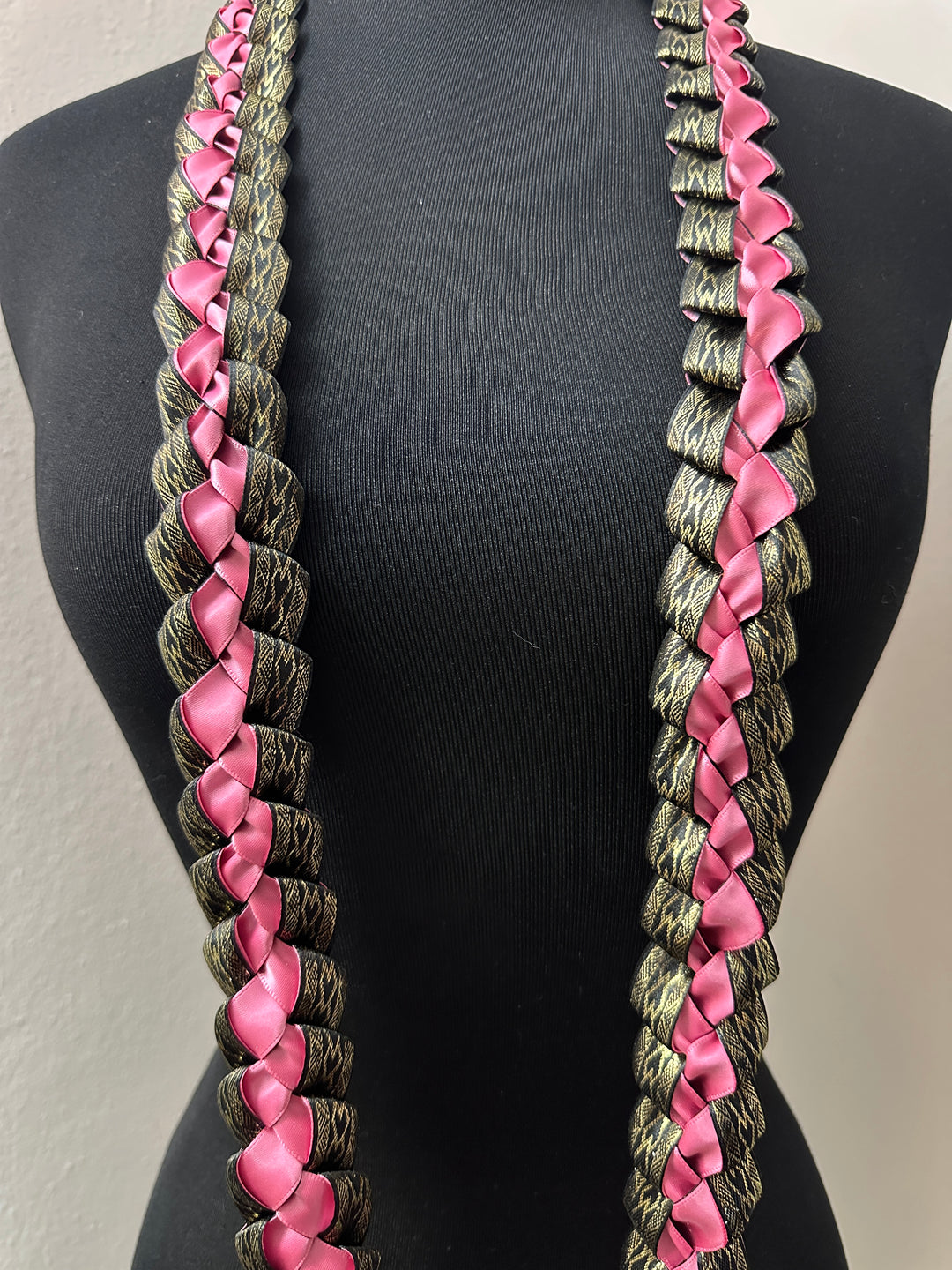 Black & Pink Printed Ribbon Lei