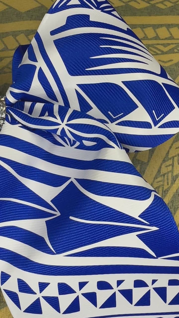 Blue Bow White Tribal